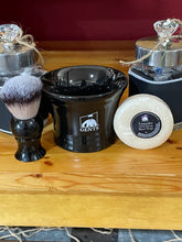 Load image into Gallery viewer, Men's Field Goods Shaving Equipment
