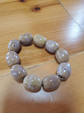Load image into Gallery viewer, Beaded bracelets

